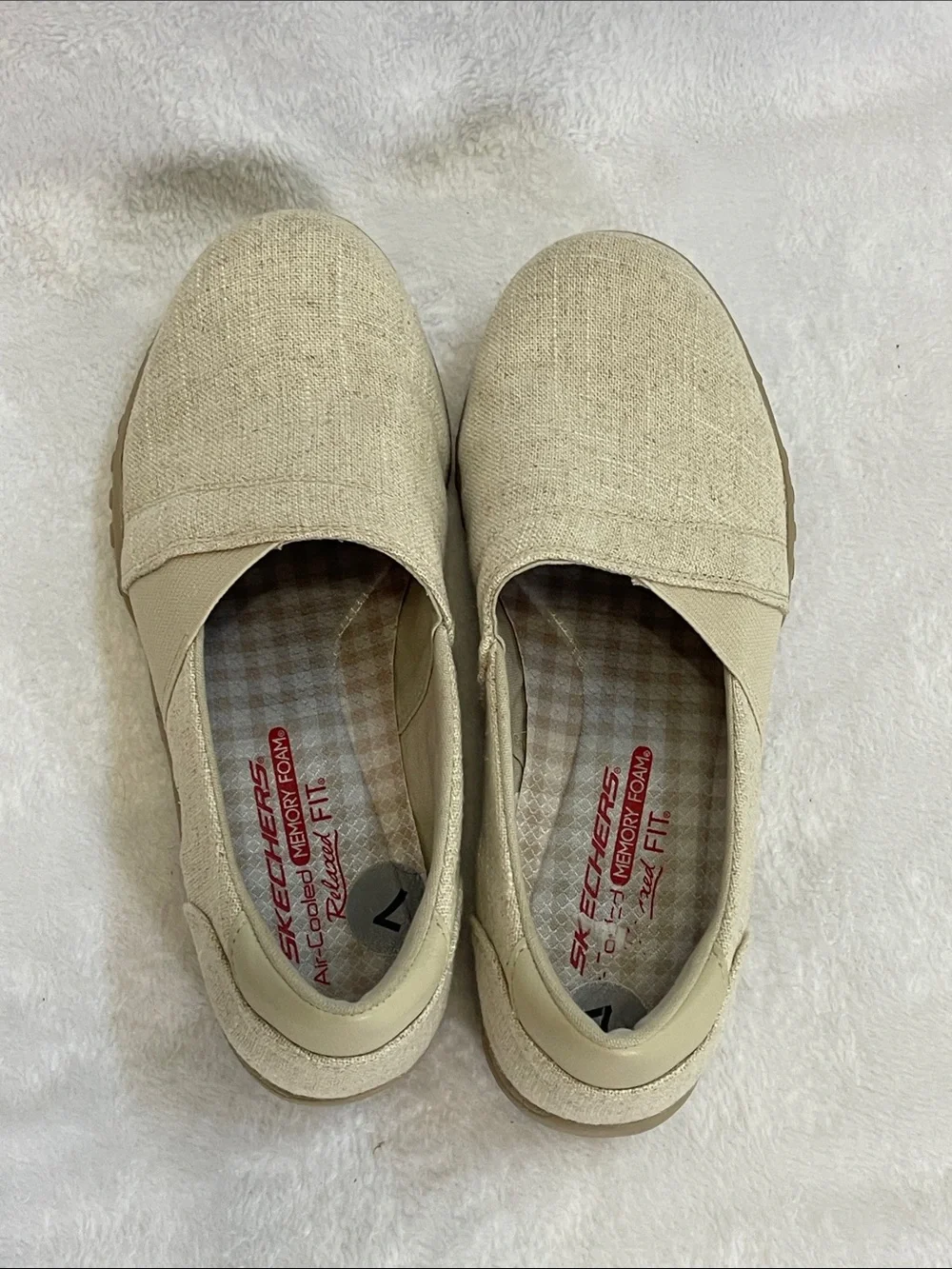 Skechers good used